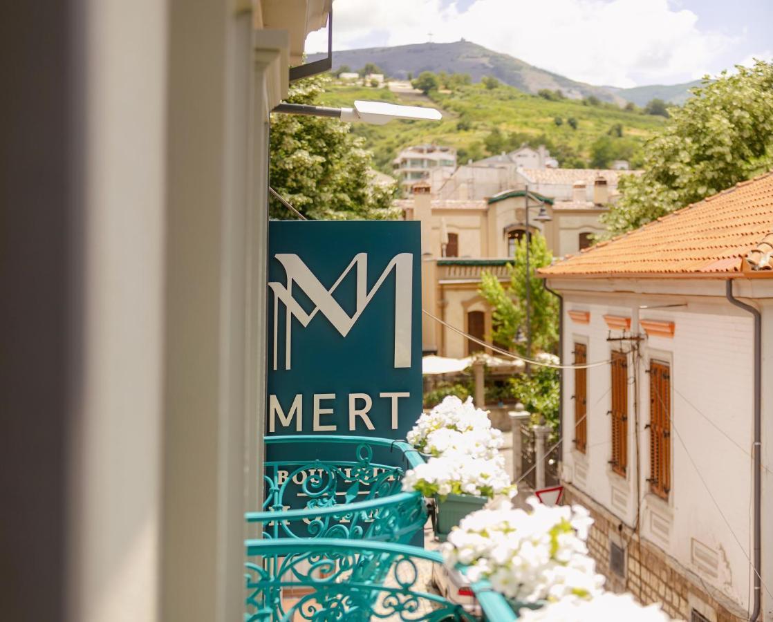 Mert Boutique Hotel Korce Extérieur photo