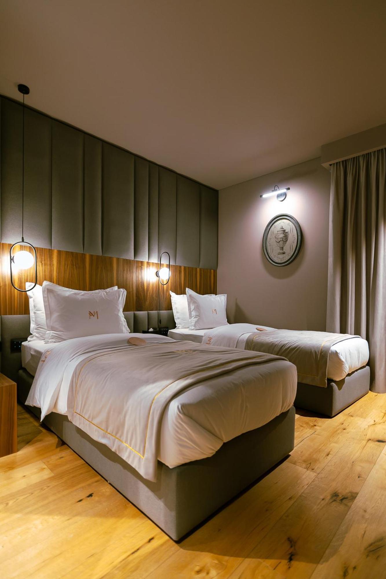 Mert Boutique Hotel Korce Chambre photo